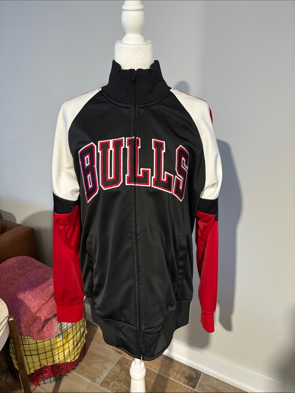 Mitchell & Ness Black Red White Bulls Performance Track Jacket